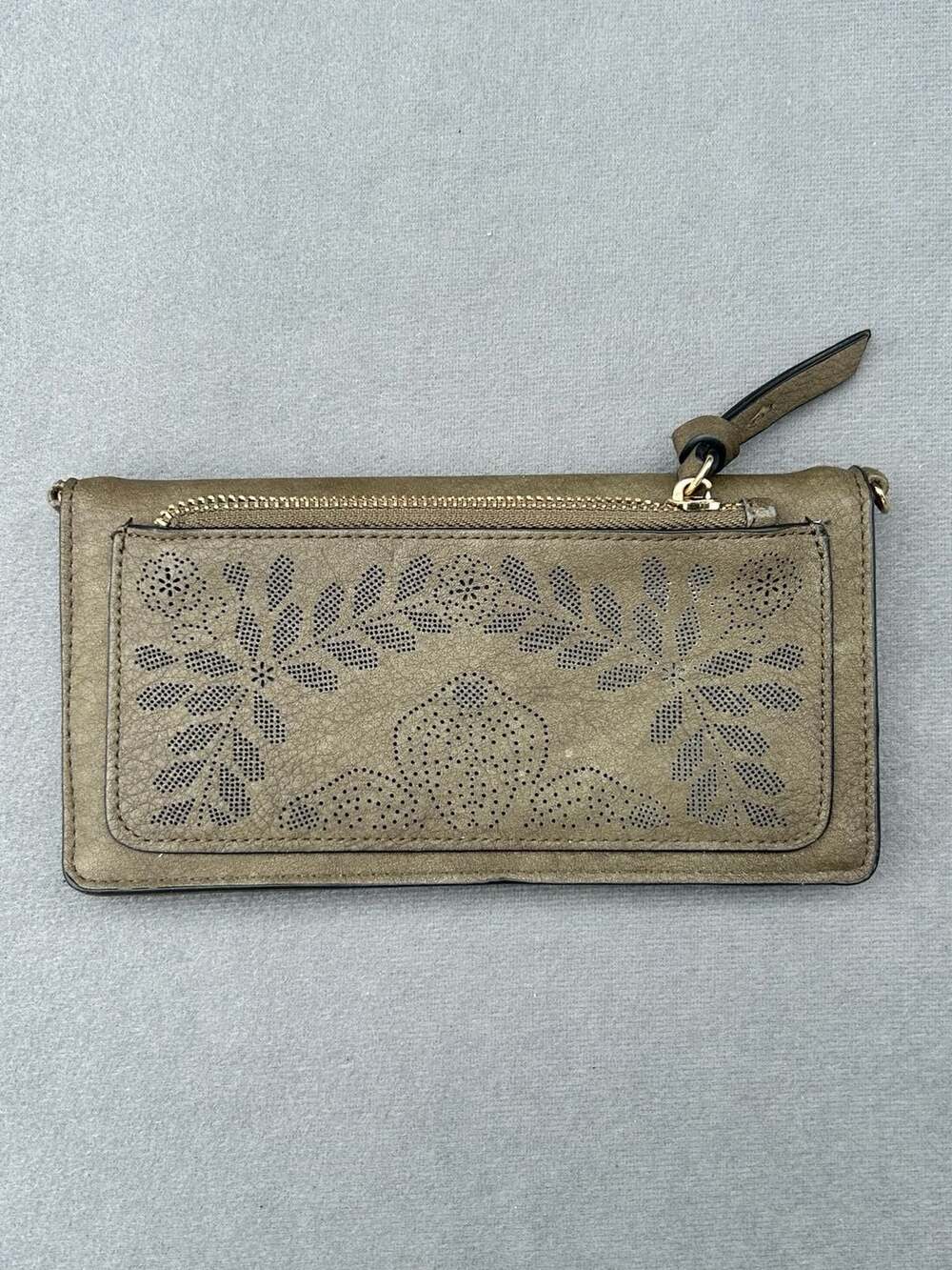 Olive Green Wallet, Multiple Pockets and Card Slots